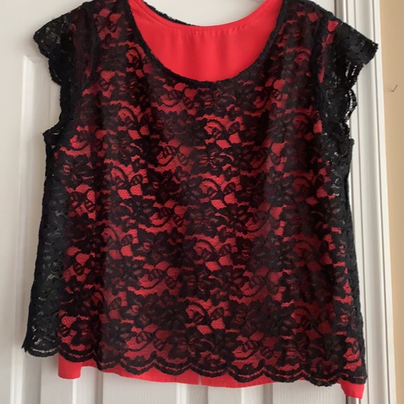 Lace Top - Picture 1 of 5